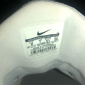 Nike Shoes - Women’s Nike Sneakers Nike Shoes - Women’s Nike Sneakers